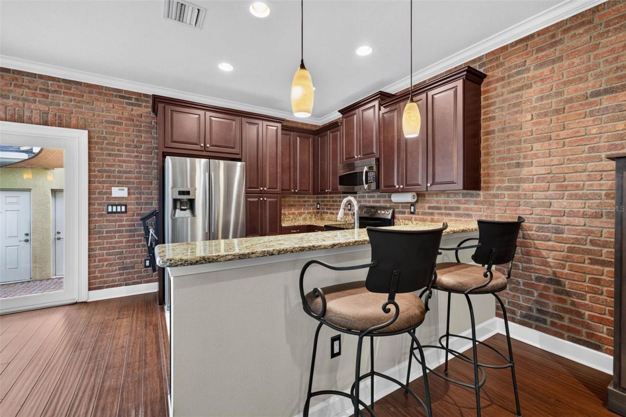 217 49th Avenue N, Saint Petersburg, FL 33703 Photo