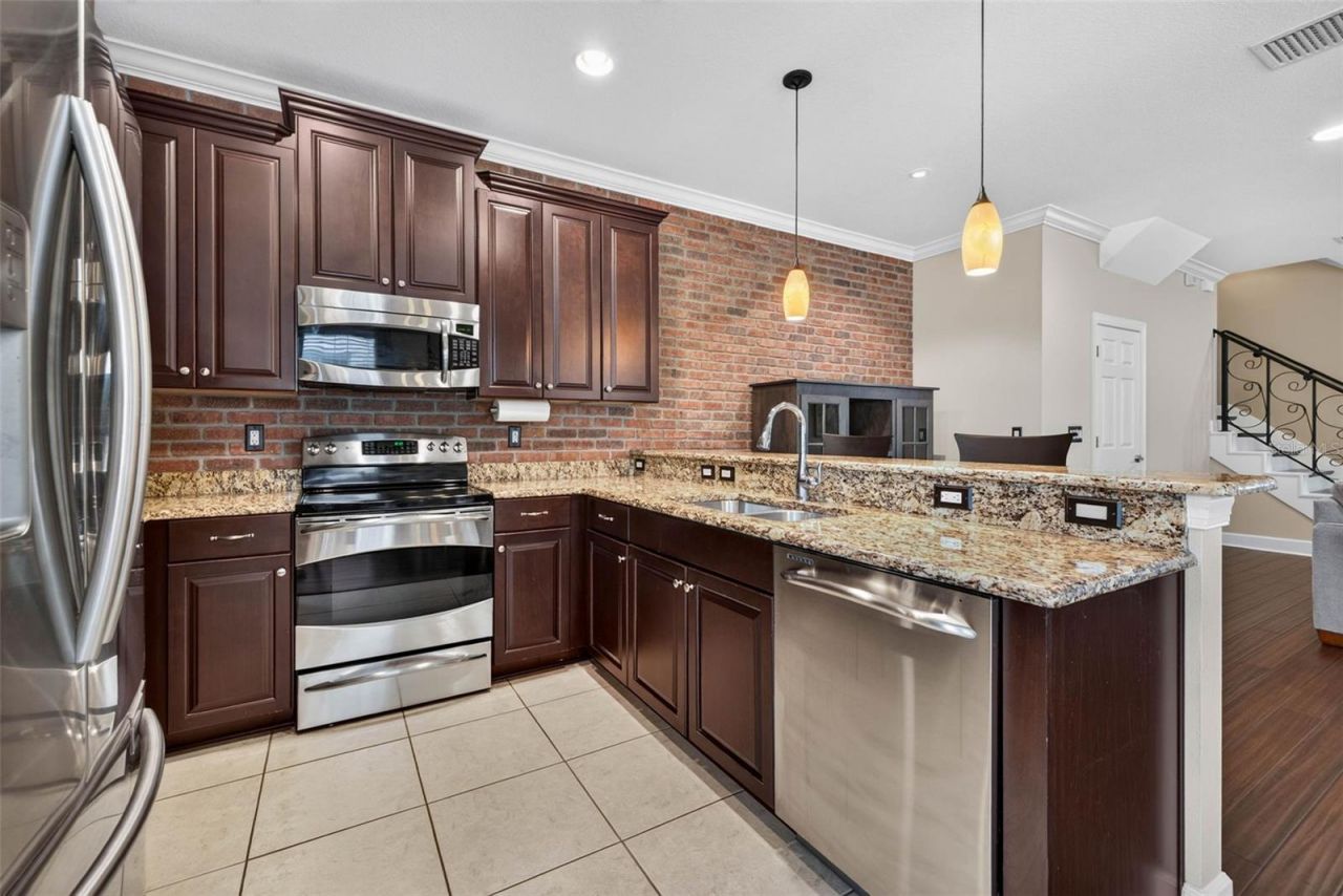 217 49th Avenue N, Saint Petersburg, FL 33703 Photo