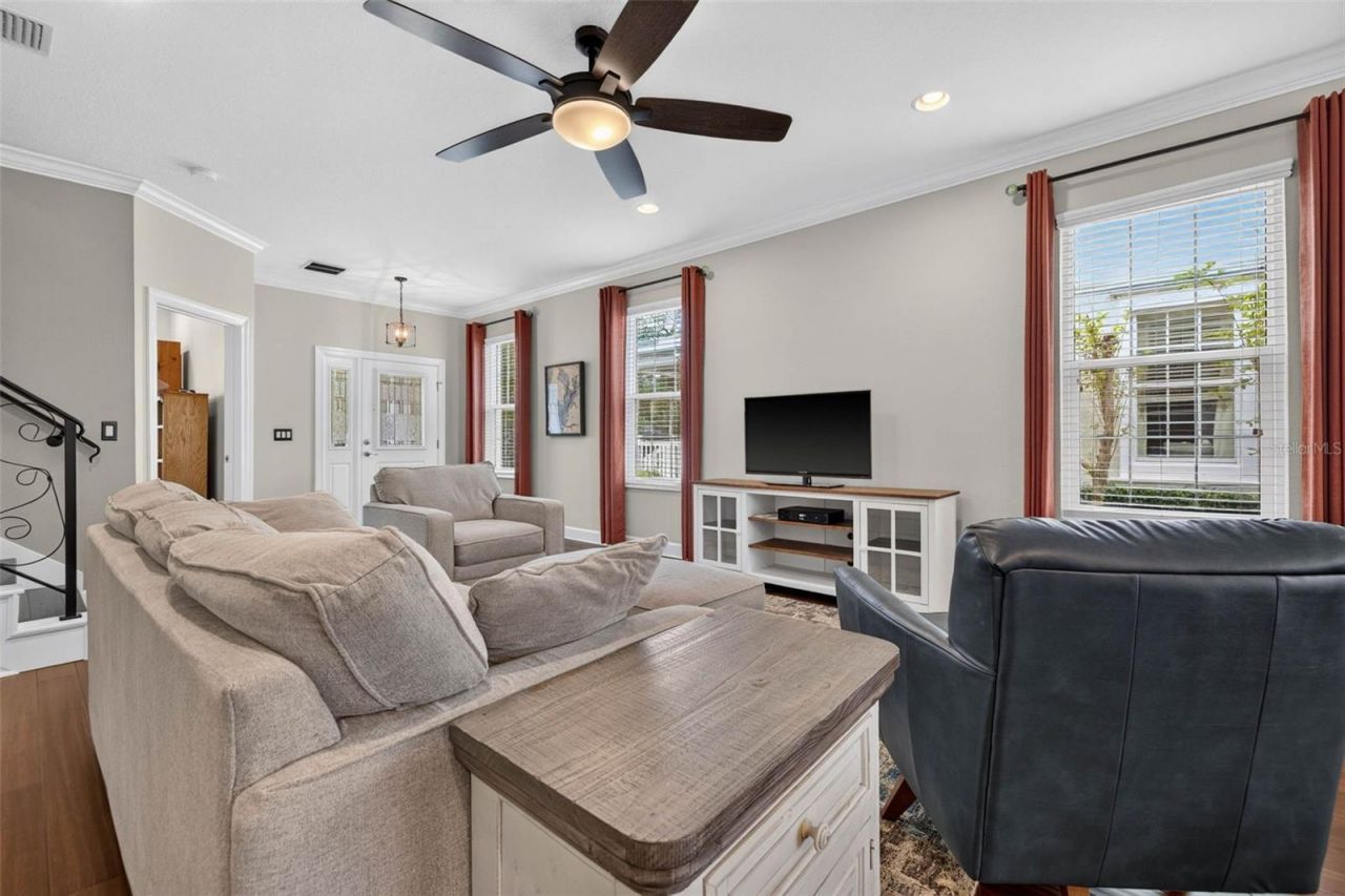 217 49th Avenue N, Saint Petersburg, FL 33703 Photo