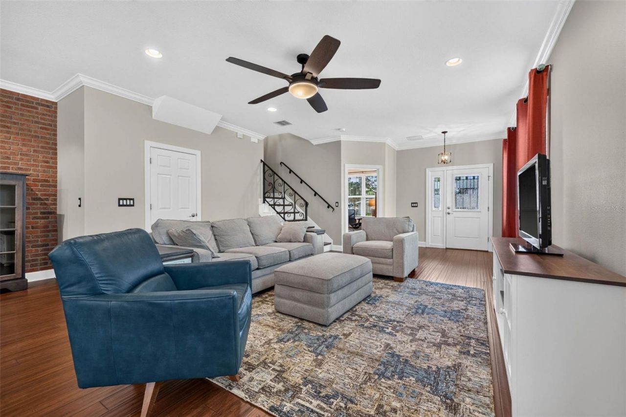 217 49th Avenue N, Saint Petersburg, FL 33703 Photo