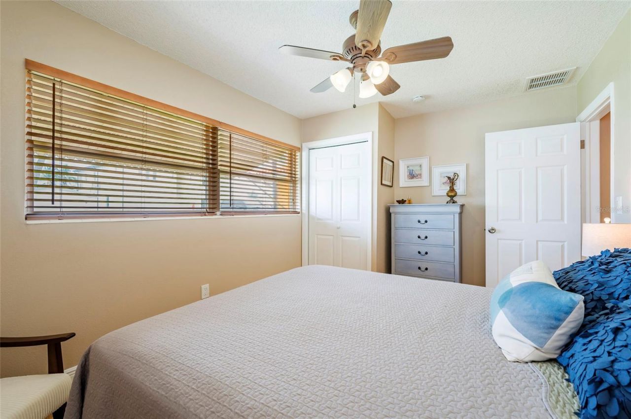 541 Crystal Drive, Madeira Beach, FL 33708 Photo