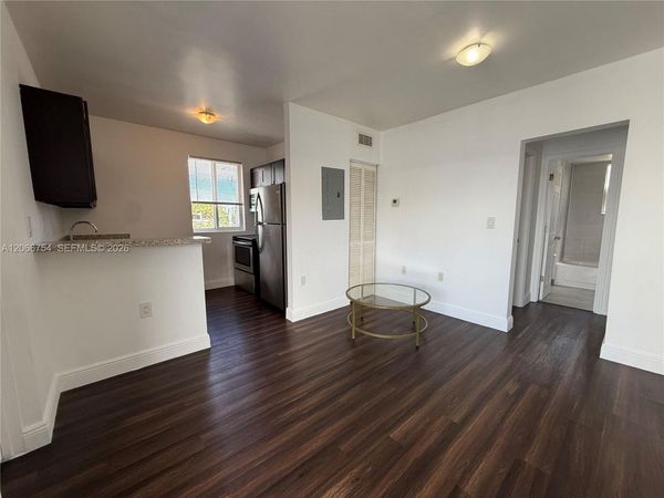 540 NW 7th St , Unit 35, Miami, FL 33136