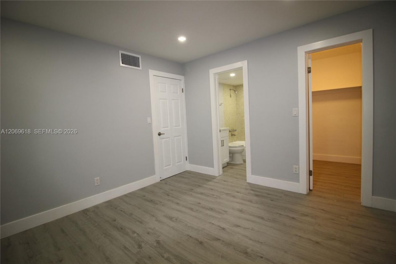 8701 SW 141st St , Unit K6, Palmetto Bay, FL 33176 Photo