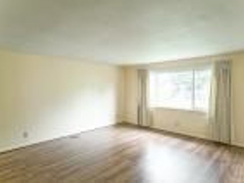 454 Rising Hill Drive, Fairborn, OH 45324 Photo 4