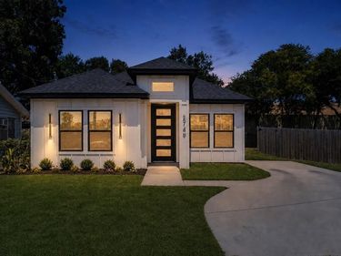 2749 Bethurum Avenue, Dallas, TX 75215
