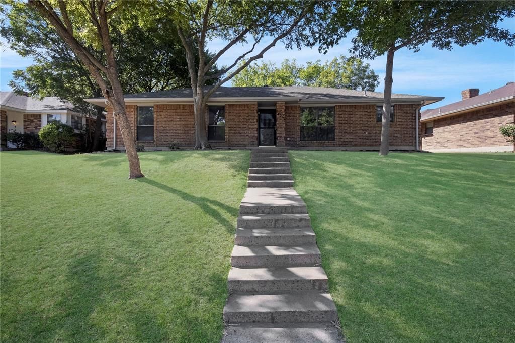 430 Timberline Drive, Duncanville, TX 75137 Main Photo