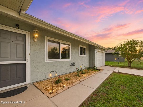 467 Grenadier Avenue NW , Palm Bay, FL 32907