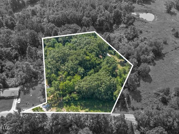501 Old Hwy 7 , Holly Springs, MS 38635