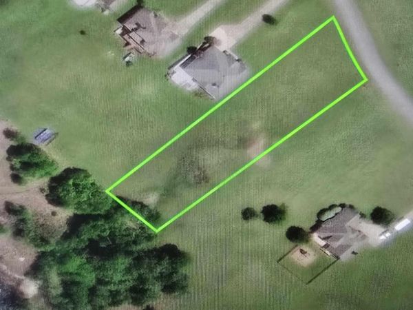 100 Emerald LN , Greers Ferry, AR 72067