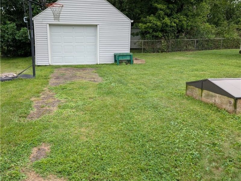 224 Pennsylvania Avenue, Louisville, OH 44641 Photo 3