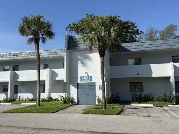 2828 CASITA Way, Unit 211, Delray Beach, FL 33445