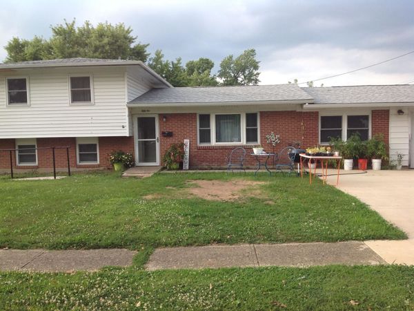 52 Fieldpoint Road, Heath, OH 43056