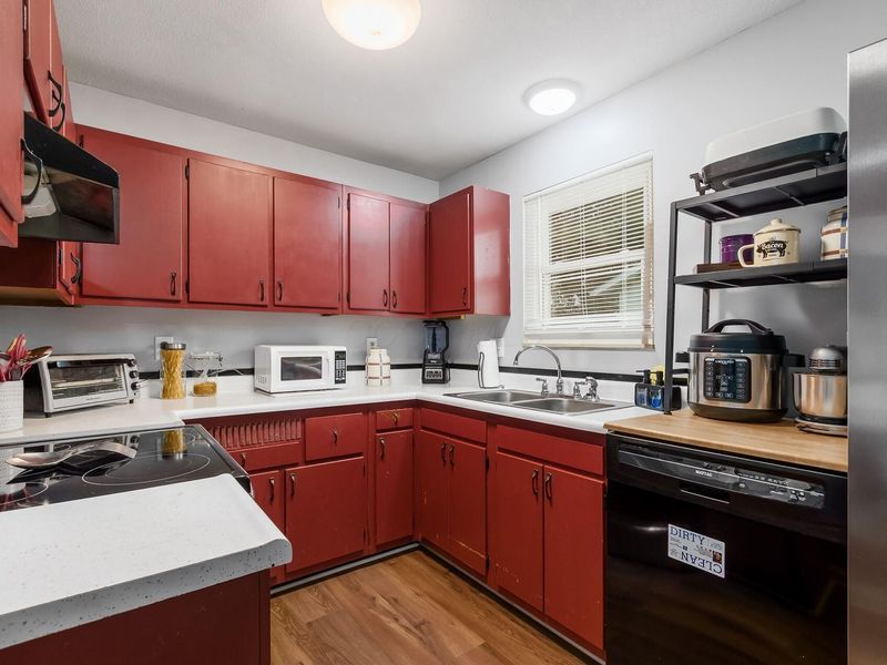 52 Fieldpoint Road, Heath, OH 43056 Photo 6
