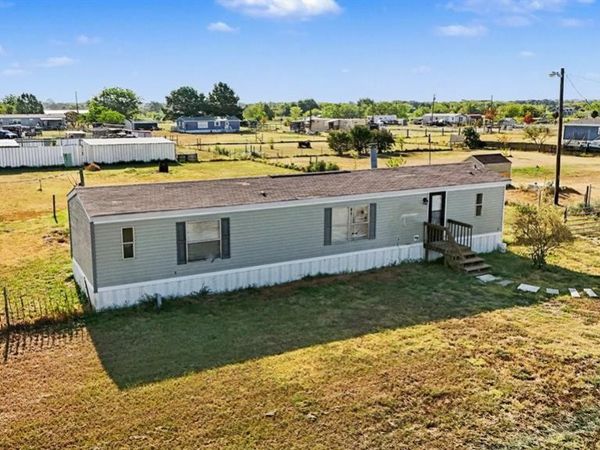 16274 Joshua Lane, Kemp, TX 75143