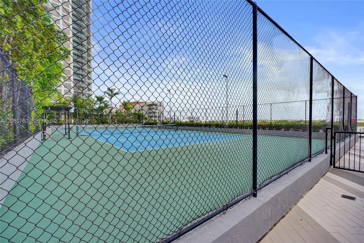 121 NE 34th St , Unit 2705, Miami, FL 33137 Photo