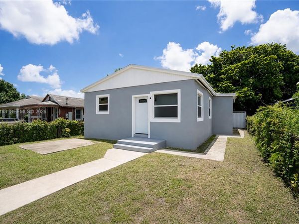 1780 NW 73rd St , Miami, FL 33147