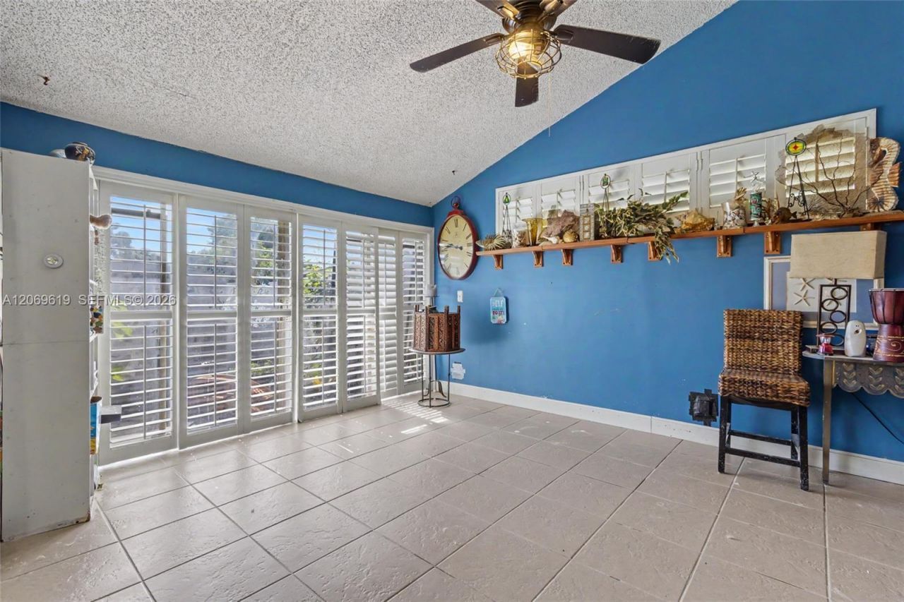 5510 S Lakewood Cir S , Unit A, Margate, FL 33063 Photo