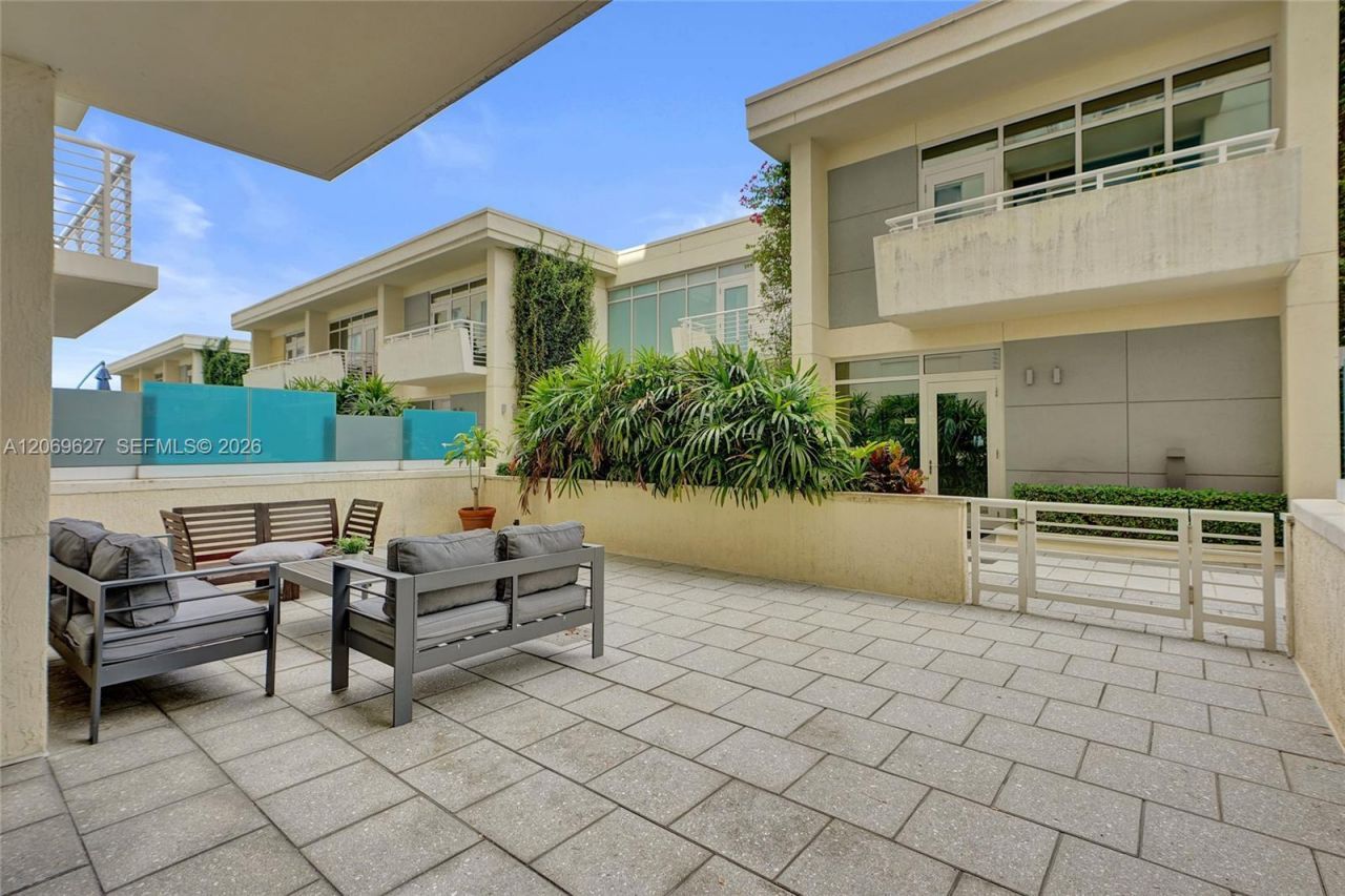 3250 NE 1st Ave , Unit 511, Miami, FL 33137 Photo