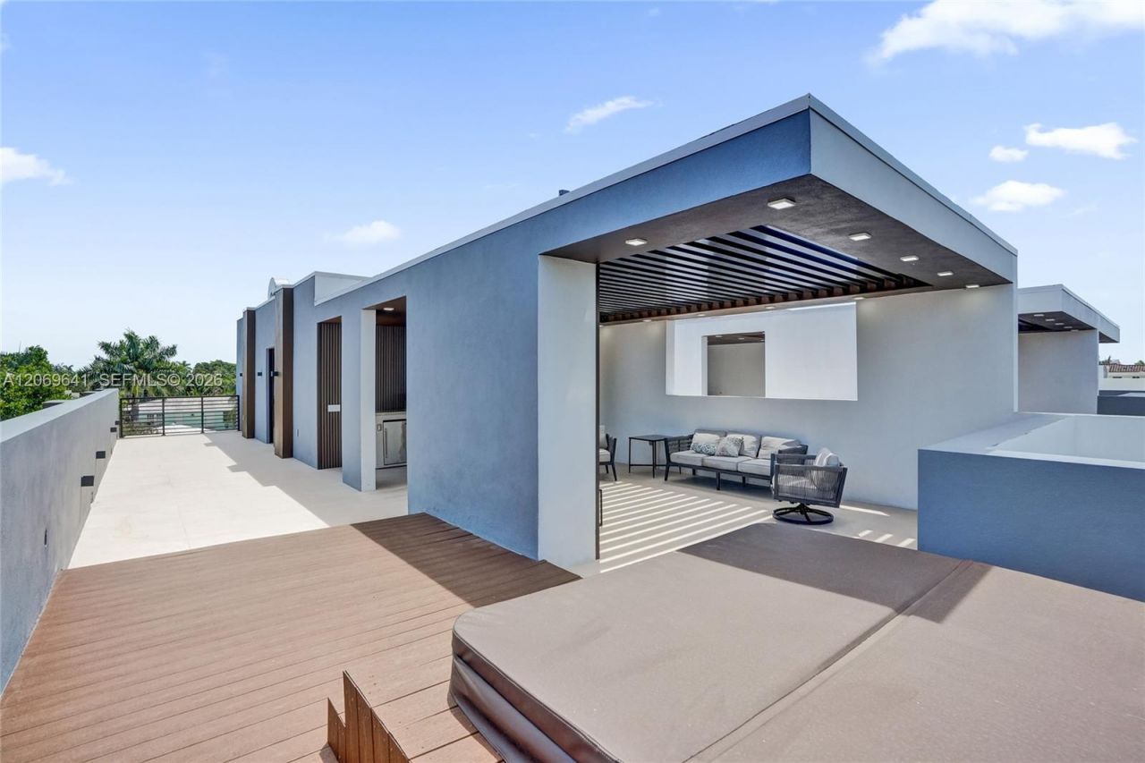 1821 NE 26th Ave, Fort Lauderdale, FL 33305 Photo