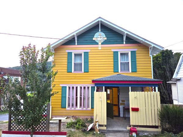 1320 Highland Ave, Bluefield, WV 24701