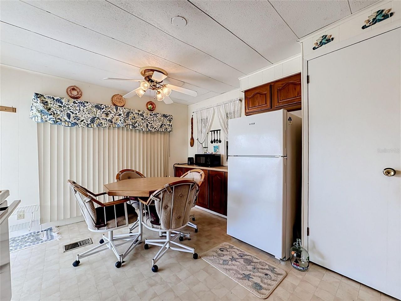 420 49th Street E, Unit 100, Palmetto, FL 34221 Photo