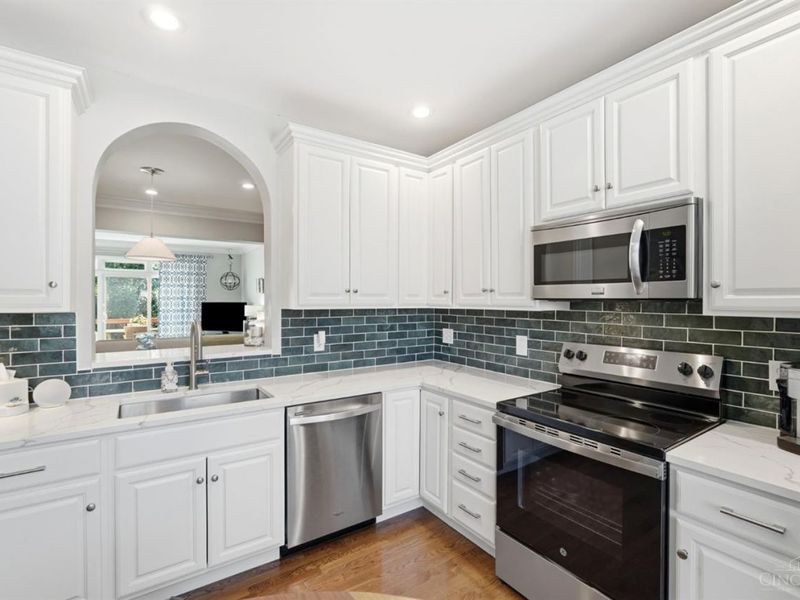 3415 Golden Avenue, Cincinnati, OH 45226 Photo 15