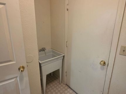 991 Sunnycrest Drive, Carson City, NV 89705 Photo