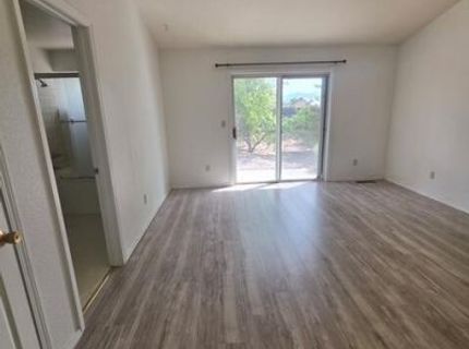 991 Sunnycrest Drive, Carson City, NV 89705 Photo