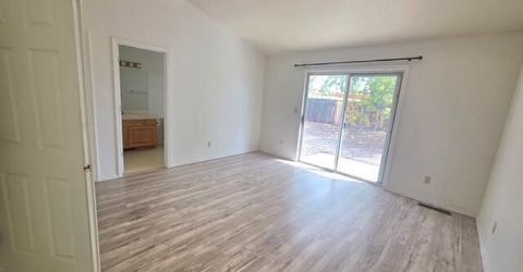 991 Sunnycrest Drive, Carson City, NV 89705 Photo