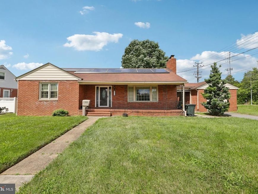916 Lynvue Road, Linthicum Heights, MD 21090 Main Photo