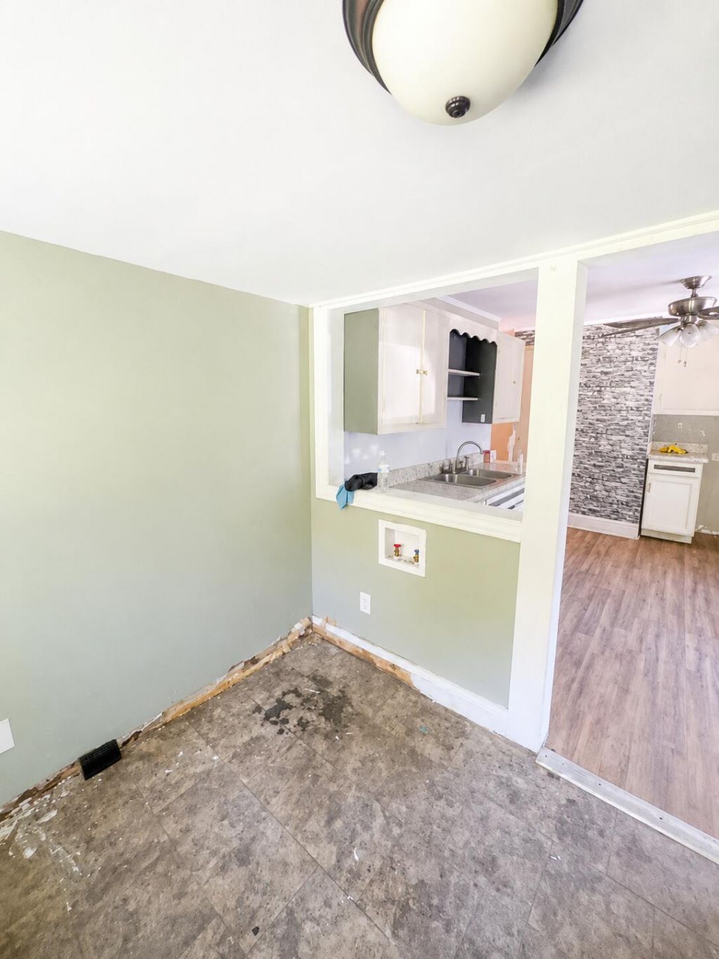 102 Gilbert Drive Photo 12