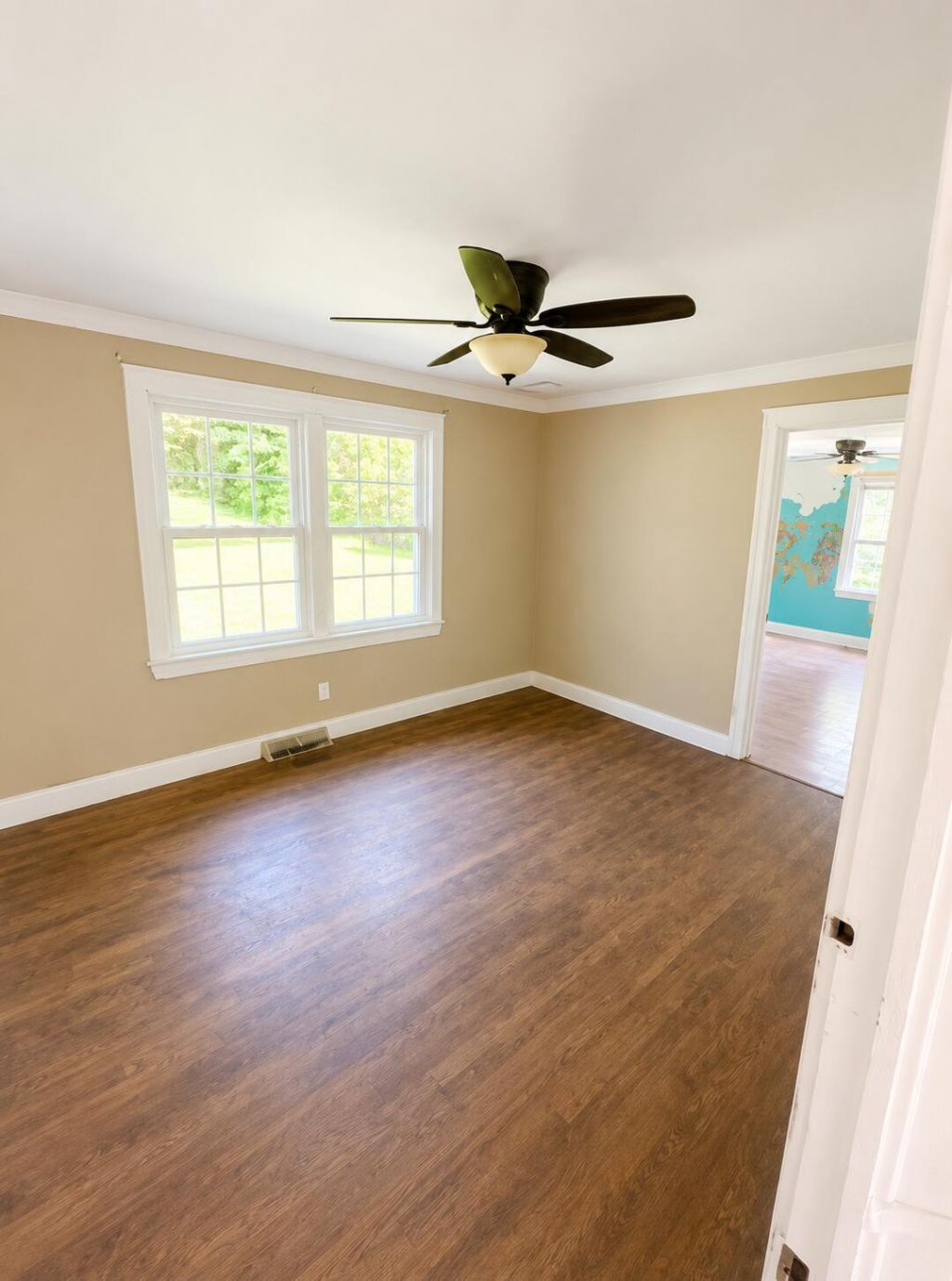 102 Gilbert Drive Photo 8