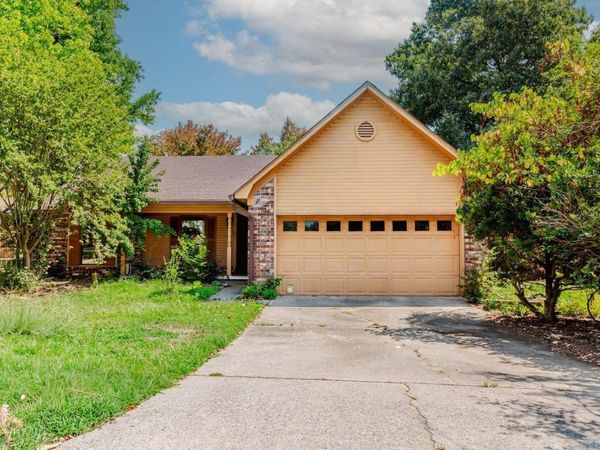 7 High Timber Drive, Maumelle, AR 72113
