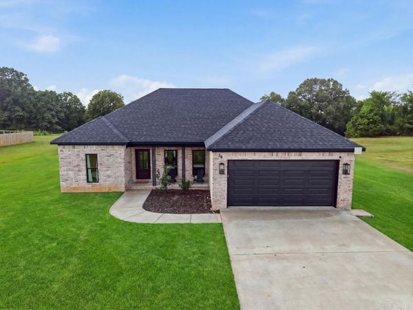38 Edward Way , Greenbrier, AR 72058
