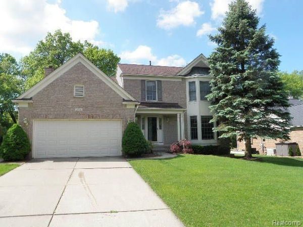 3743 ROLLING HILLS Road, Orion Township, Mi 48359