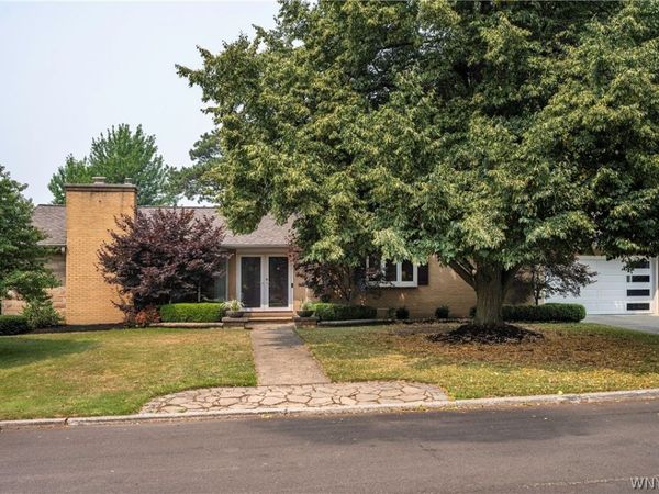 10 Randwood Lane , Buffalo, NY 14216