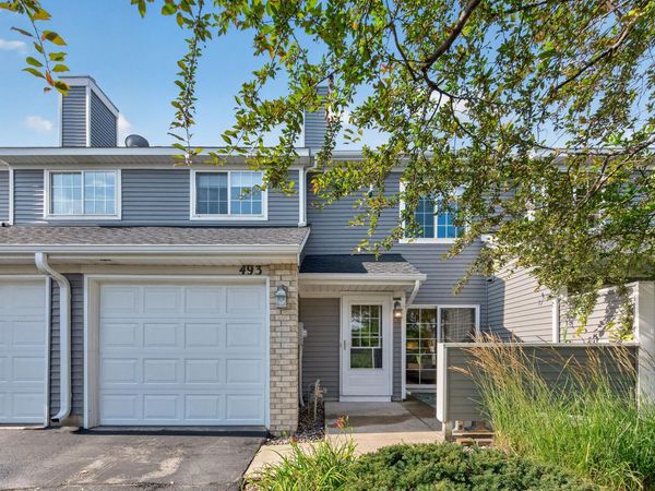 493 Marshland Trail, Chanhassen, MN 55317