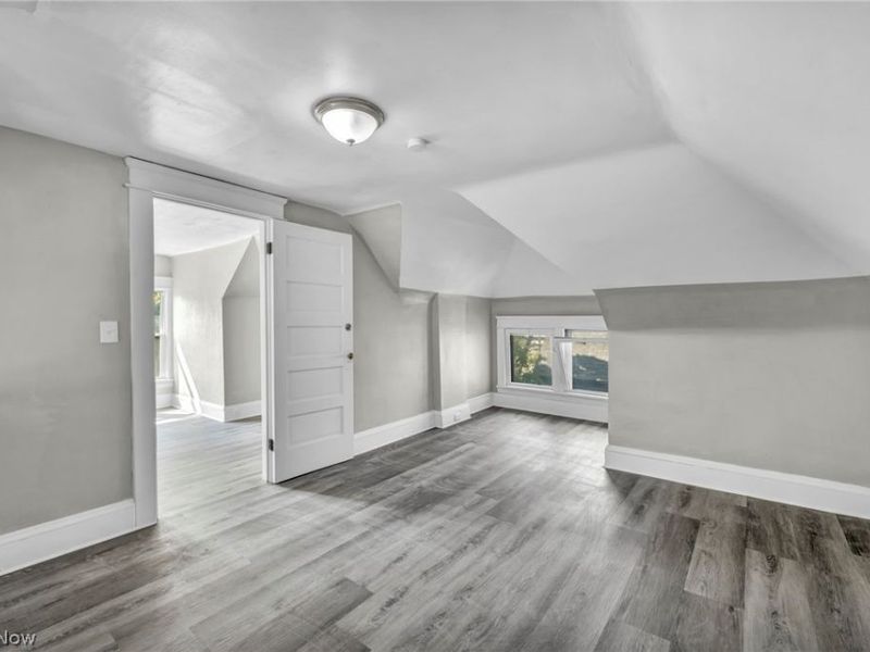 1659 Lee Road, Cleveland, OH 44118 Photo 34