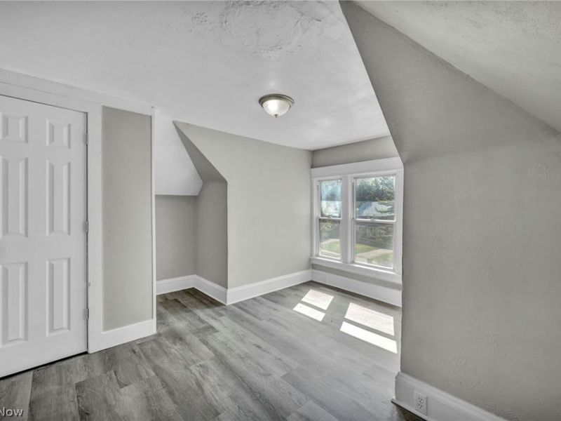 1659 Lee Road, Cleveland, OH 44118 Photo 38