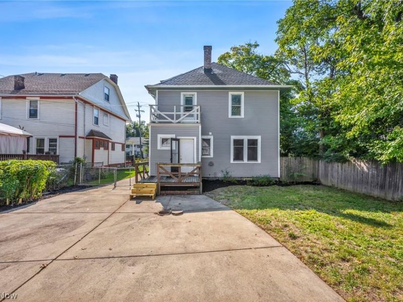 1659 Lee Road, Cleveland, OH 44118 Photo 46