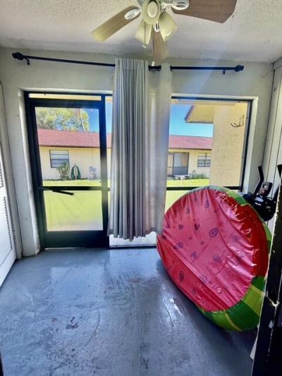 419 Glenwood Drive, West Palm Beach, FL 33415 Photo