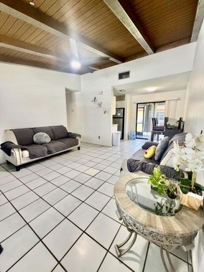 419 Glenwood Drive, West Palm Beach, FL 33415 Photo