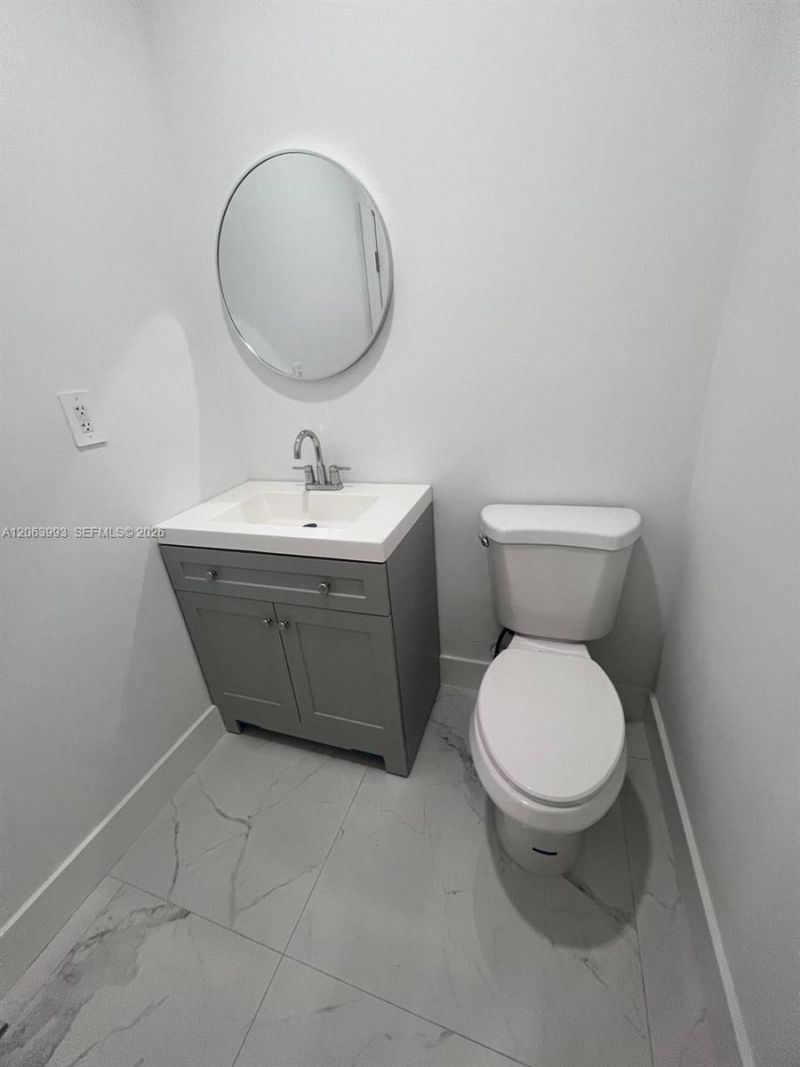 2100 NW 102nd St, Unit 1, Miami, FL 33147 Photo