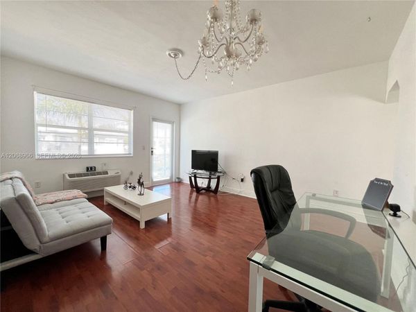 450 77th St , Unit 6, Miami Beach, FL 33141
