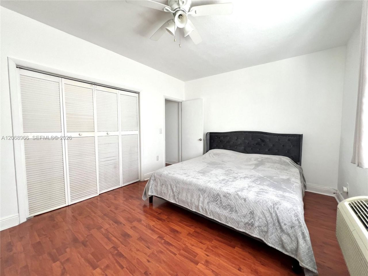 450 77th St , Unit 6, Miami Beach, FL 33141 Photo
