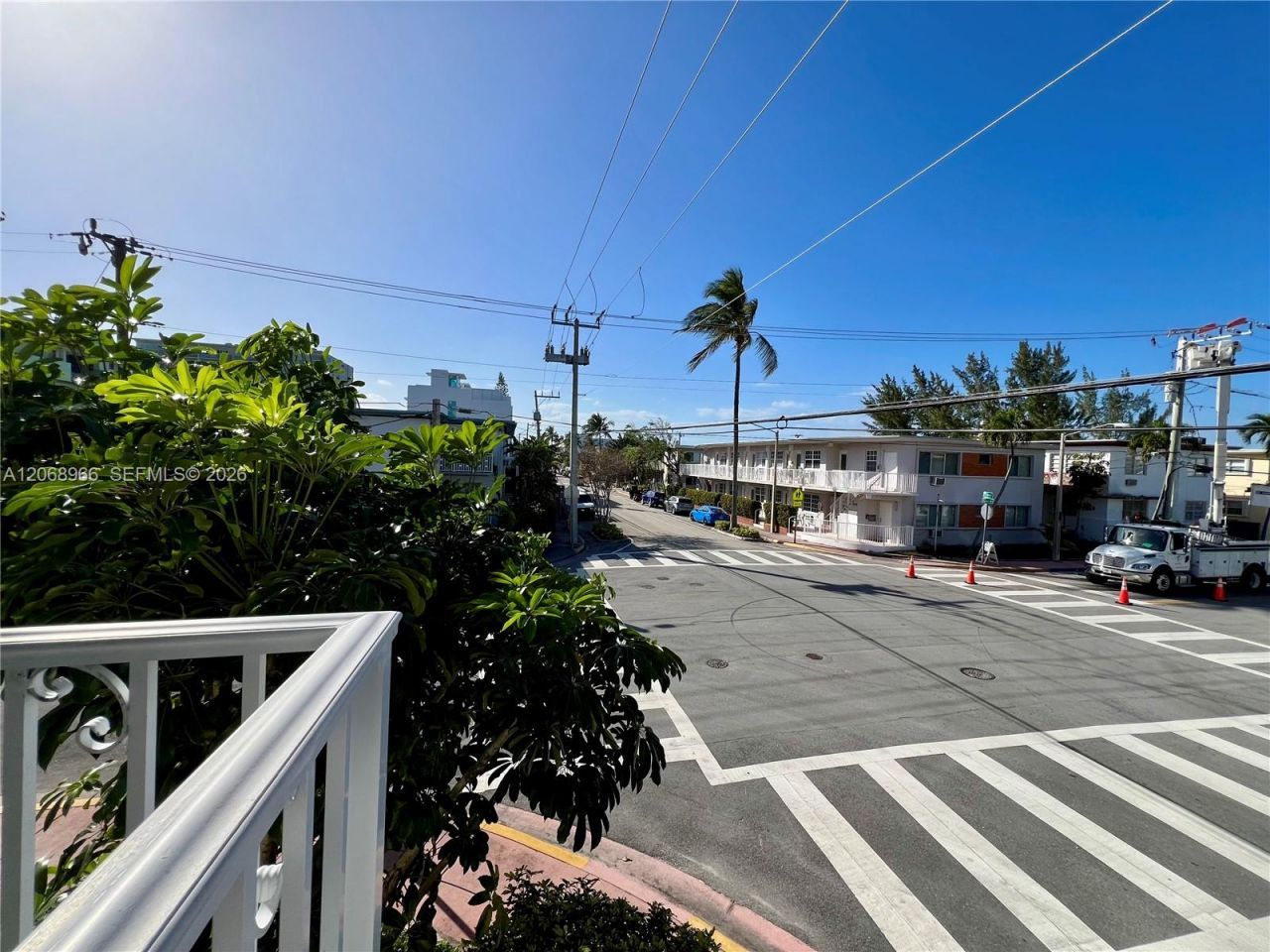 450 77th St , Unit 6, Miami Beach, FL 33141 Photo