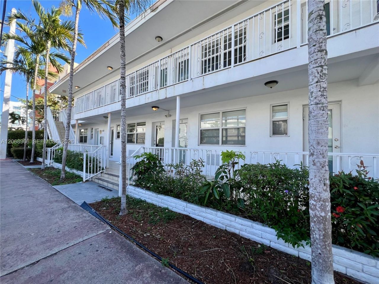 450 77th St , Unit 6, Miami Beach, FL 33141 Photo