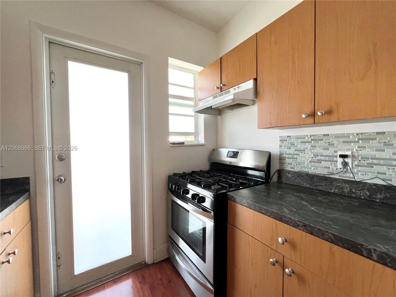 450 77th St , Unit 6, Miami Beach, FL 33141 Photo