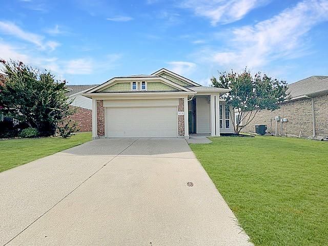 9716 Minton Drive, Fort Worth, TX 76108 Main Photo