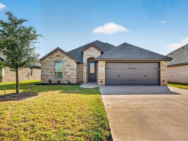 3335 White Horse Drive , Granbury, TX 76049